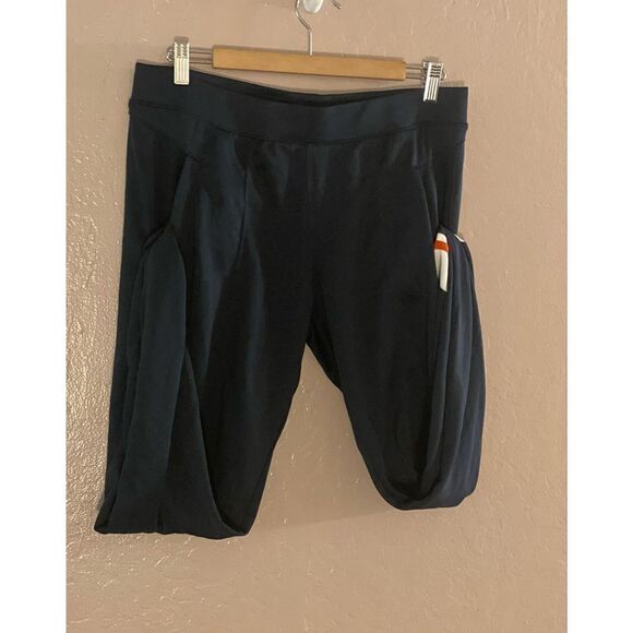 Nike Women’s Full Length Pants Wide Black Sz L - Picture 1 of 5
